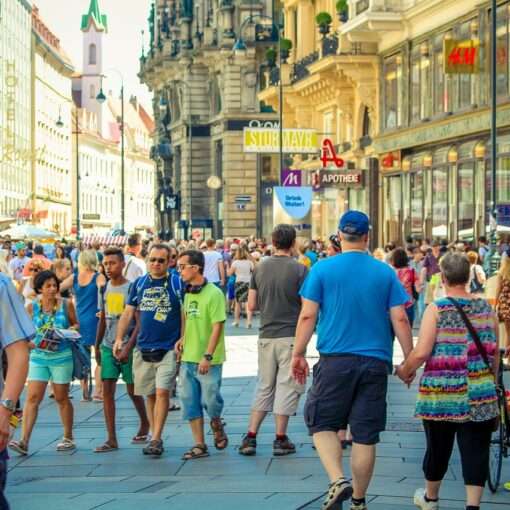 Любители самостоятельных путешествий возвращаются в турфирмы