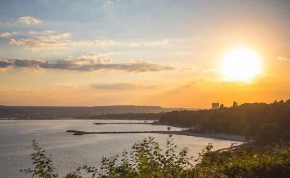 Детский и молодежный центр STAR CLUB в Болгарии