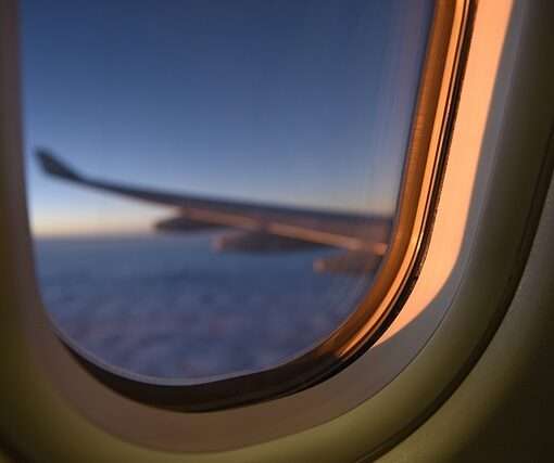 Спасение ребенка на борту самолета