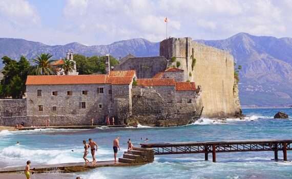 восстановление турпотока в Черногорию