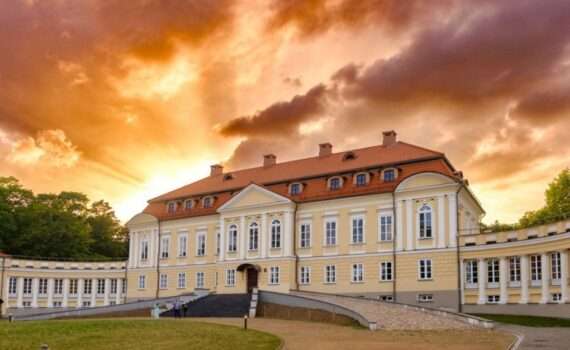 Дворцово-парковый комплекс «Вялікі Свяцк Валовічаў»