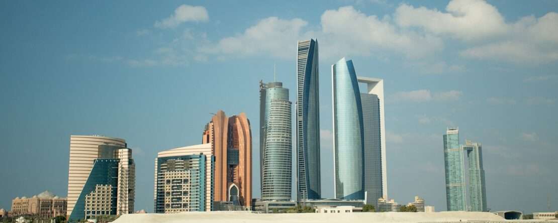 Зачем туристам ехать в Абу-Даби