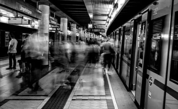 В тюрьму из-за фотографии в метро