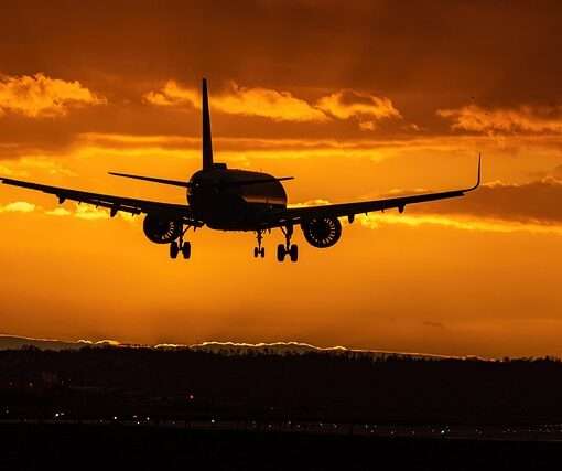 Продление ограничений на рейсы на Ближний Восток