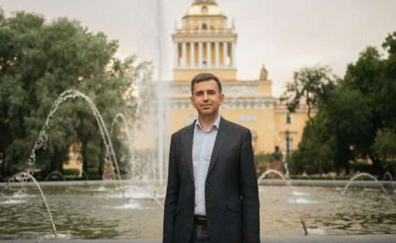 спрос на экскурсии в Санкт-Петербург